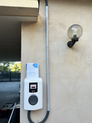 Borne de recharge alfen monophasé 