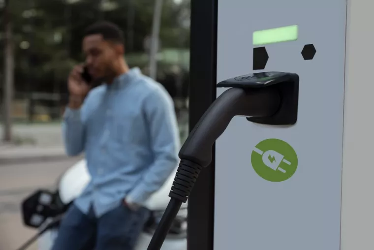 Qui contacter pour la réparation d'une borne de recharge IRVE ?, Cagnes-sur-Mer, Sustain Energy